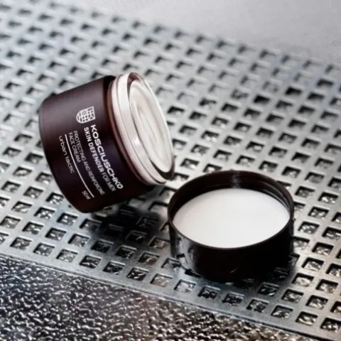 Krem ochronny i wzmacniający do twarzy Kosciuschko Skin Defender 50ml